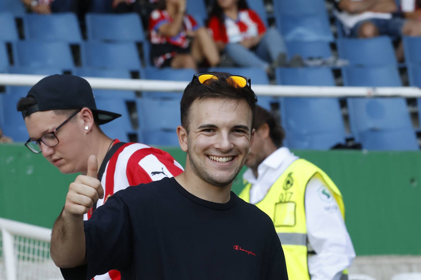 ¿Estuviste en el Racing de Santander - Sporting? ¡Búscate en las fotos de El Sardinero!