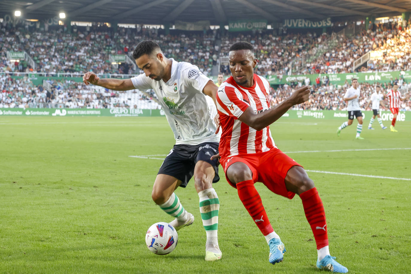 Las mejores imágenes del Racing de Santander 3 - 2 Sporting de Gijón