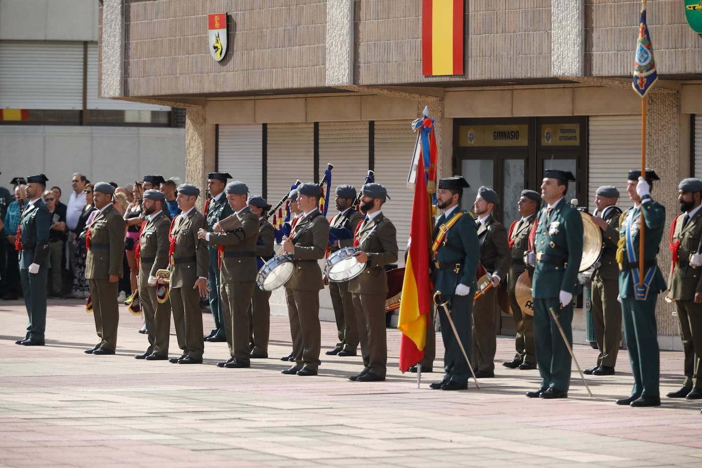 Oviedo homenajea a Dámaso Guillén en la festividad del Pilar