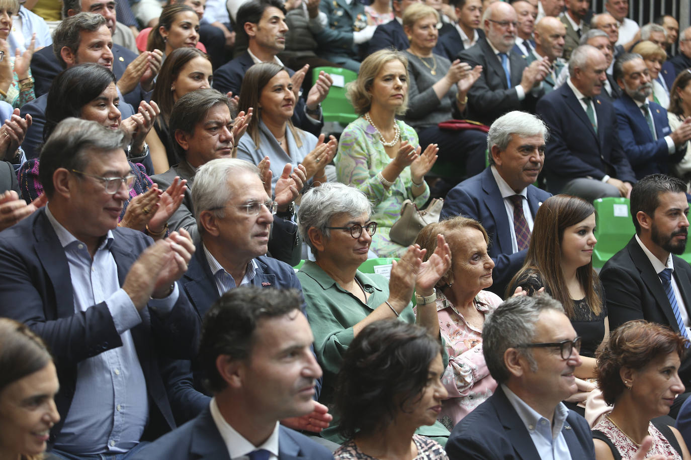 Honores y reconocimientos en Gijón por la patrona de la Guardia Civil