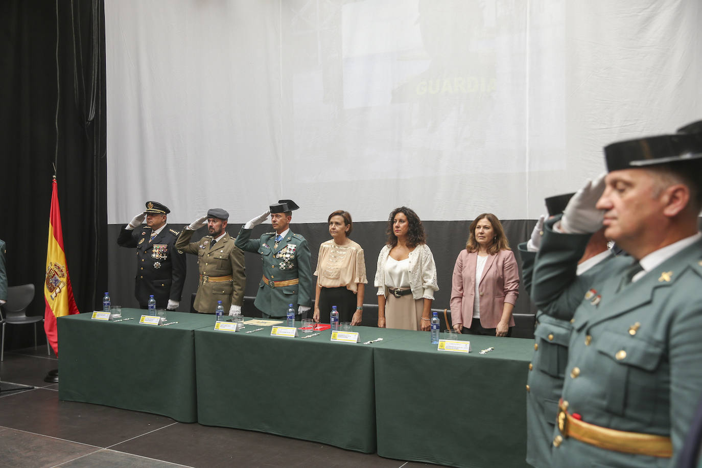 Honores y reconocimientos en Gijón por la patrona de la Guardia Civil