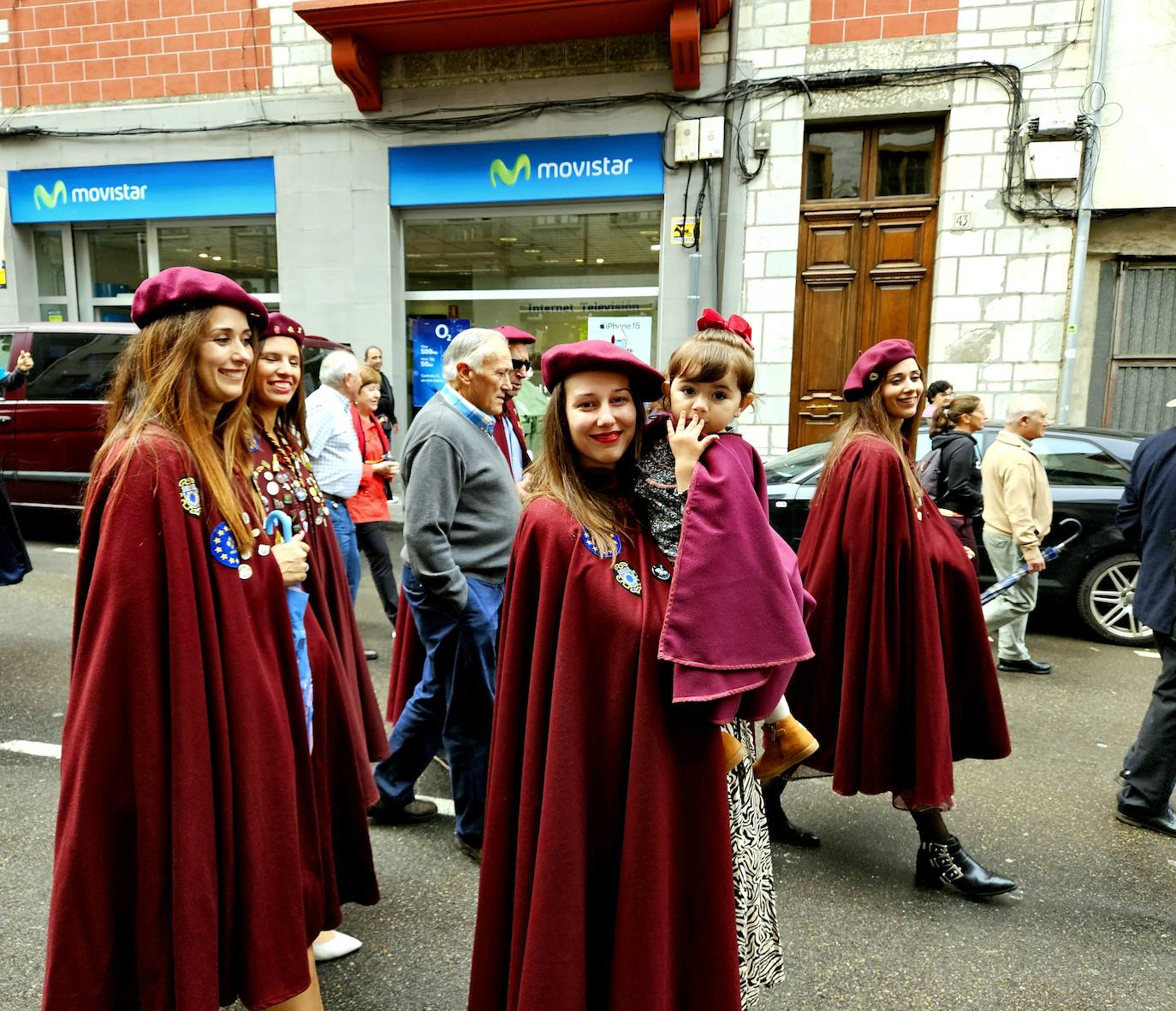 Cangas del Narcea celebra su vendimia a lo grande