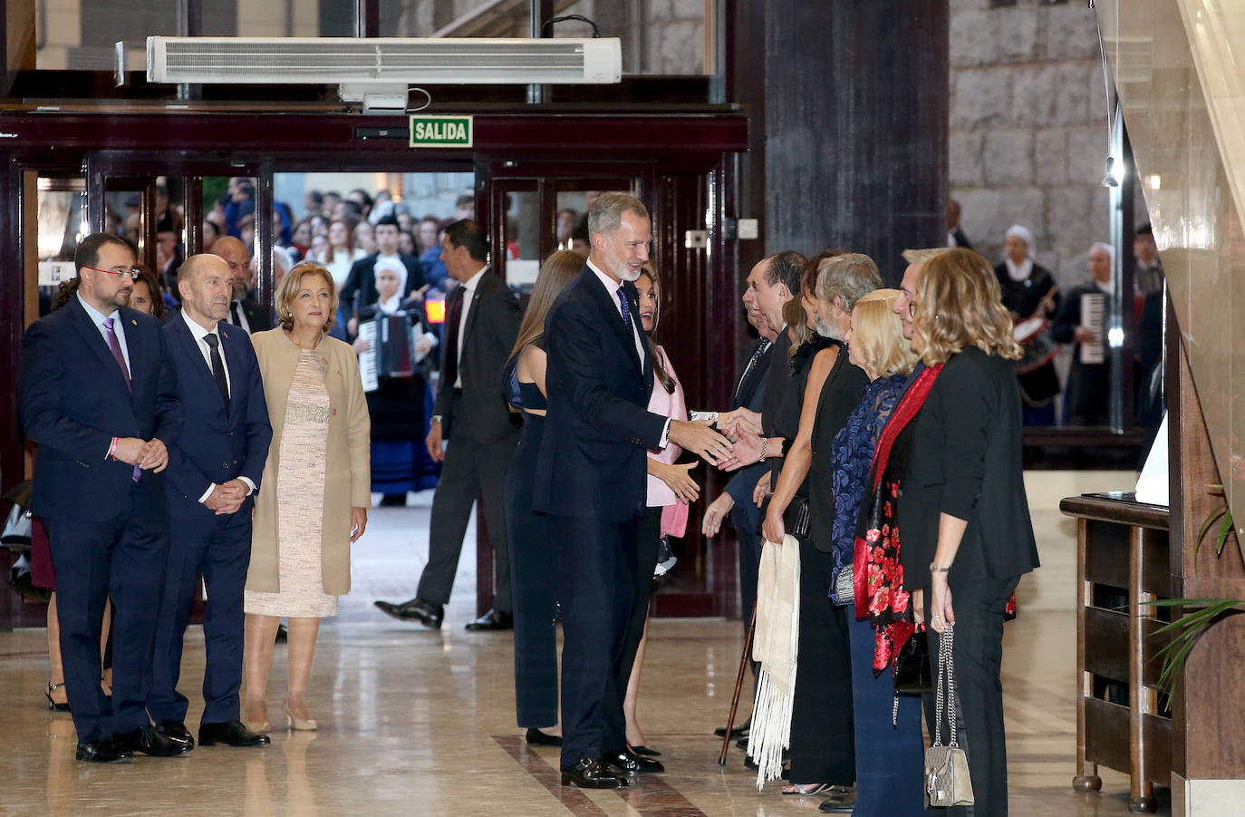 Los &#039;looks&#039; de la Familia Real en el concierto previo a los Premios Princesa de Asturias