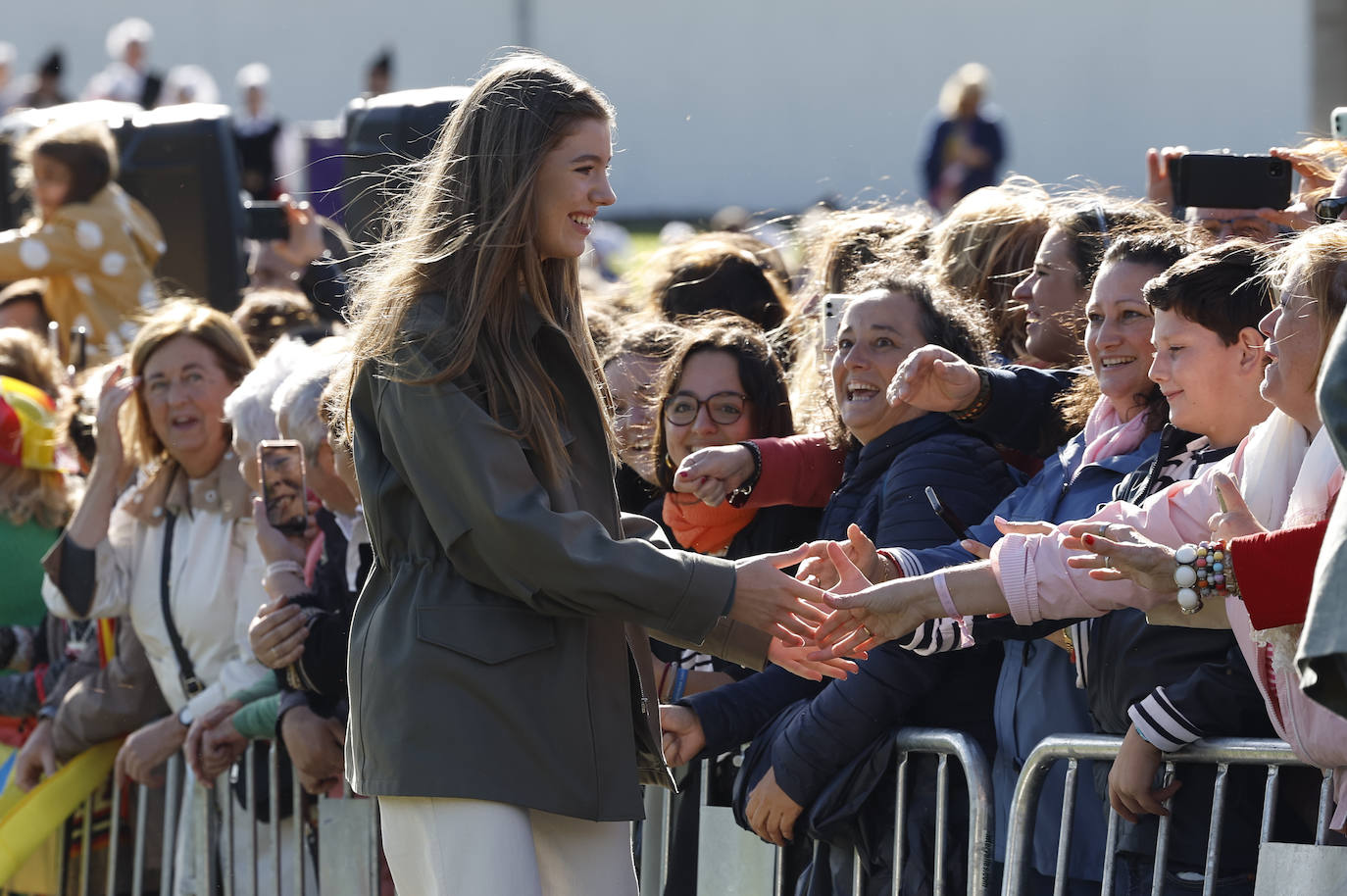 La Infanta Sofía ha dejado su melena al viento. 