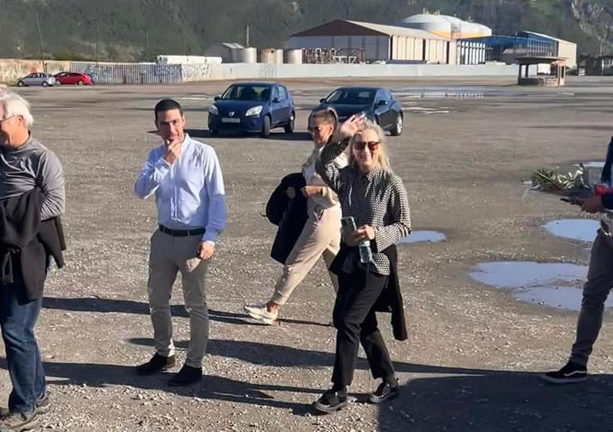 Meryl Streep se relaja en la playa de San Juan