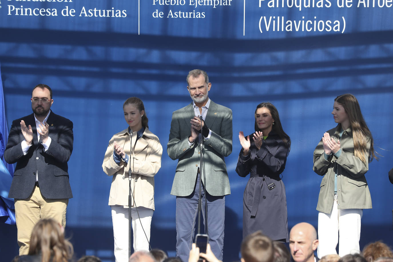 La Familia Real, en Arroes, Peón y Candanal para la entrega del Premio a Pueblo Ejemplar 2023