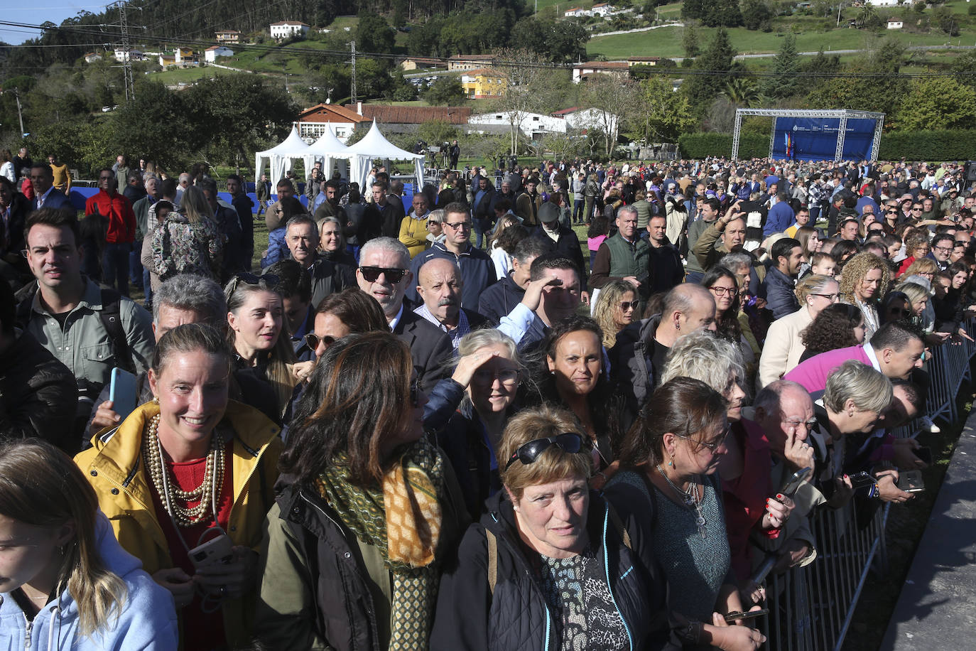 La Familia Real, en Arroes, Peón y Candanal para la entrega del Premio a Pueblo Ejemplar 2023