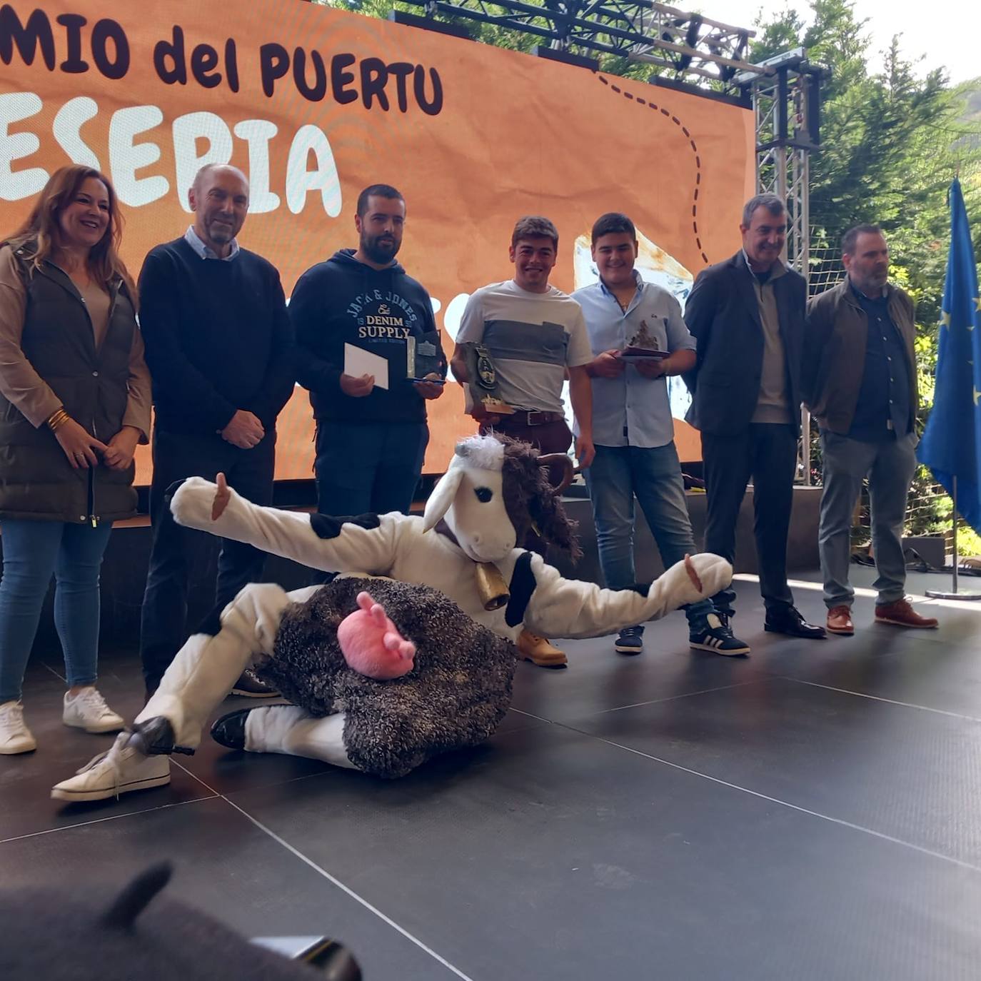 Más de 2.000 kilos de queso en la feria del Gamonéu de Benia