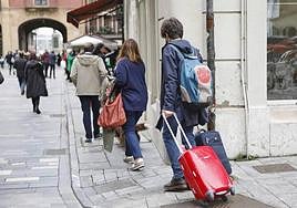 Turistas en Gijón.