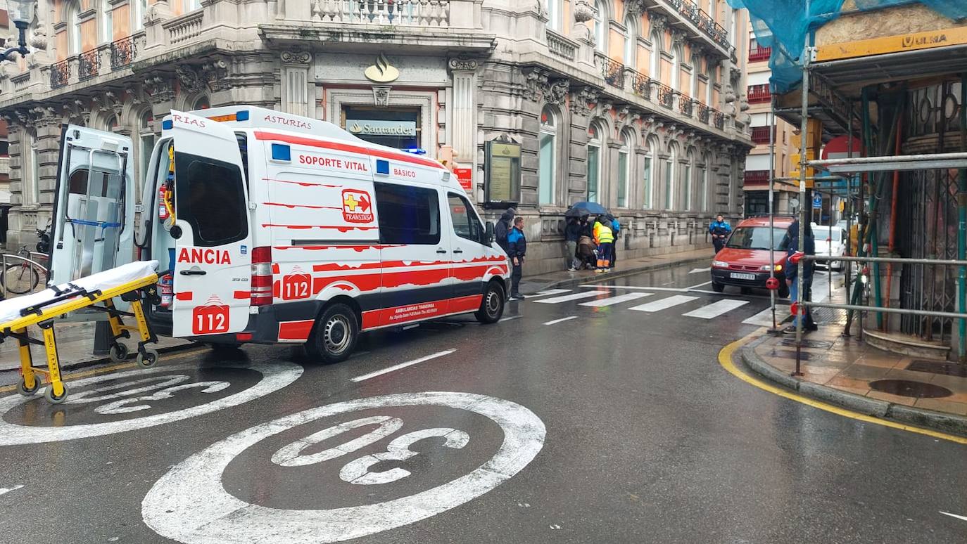 Herida una mujer al ser atropellada en la calle Munuza, Gijón | El ...