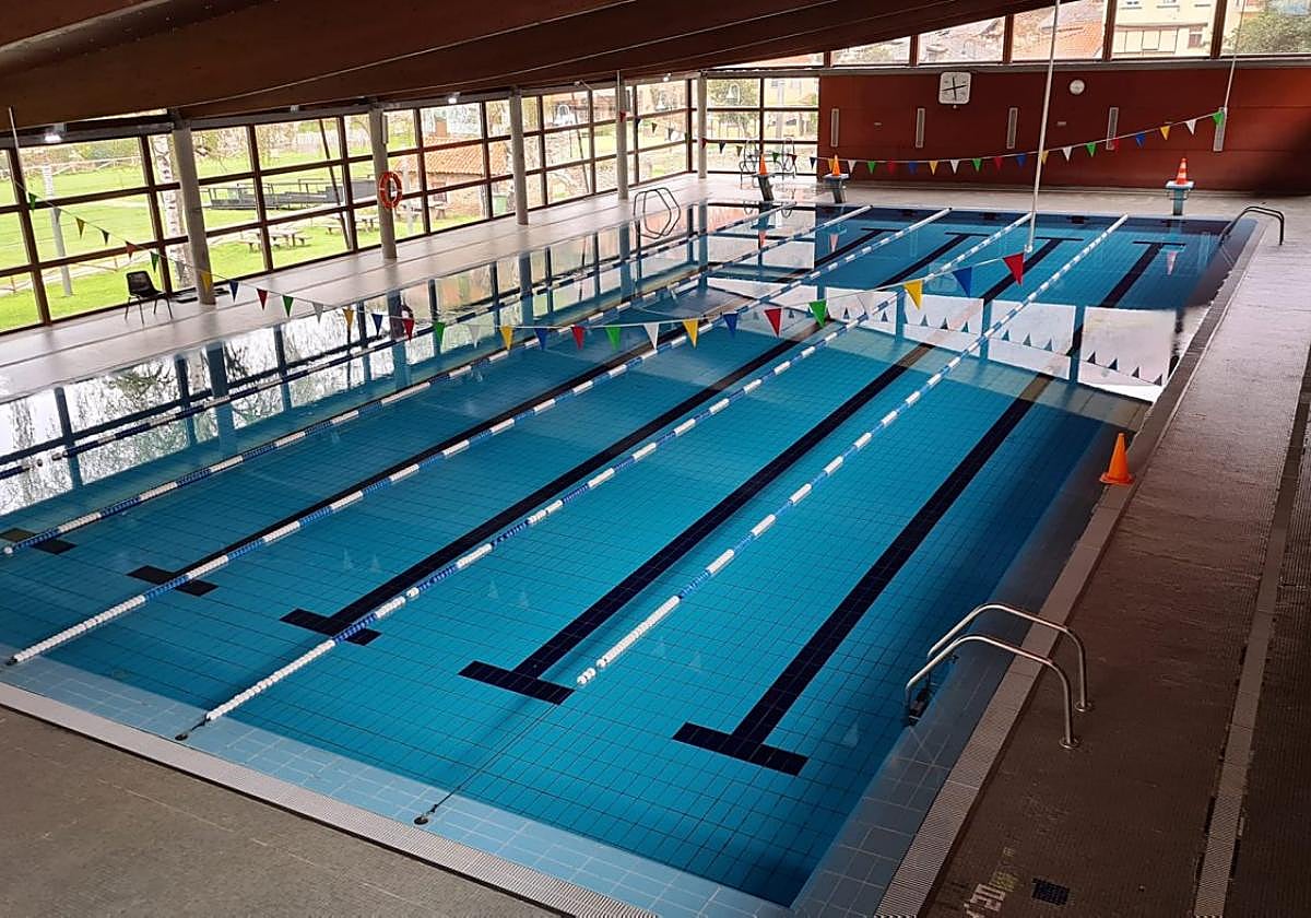 La piscina municipal de Cangas del Narcea.