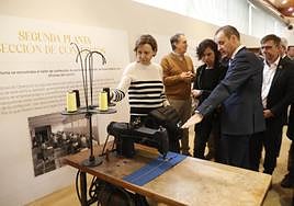 Carmen Moriyón, Juaco López, la concejala de Cultura, Montserrat López, y Amador Sierra.