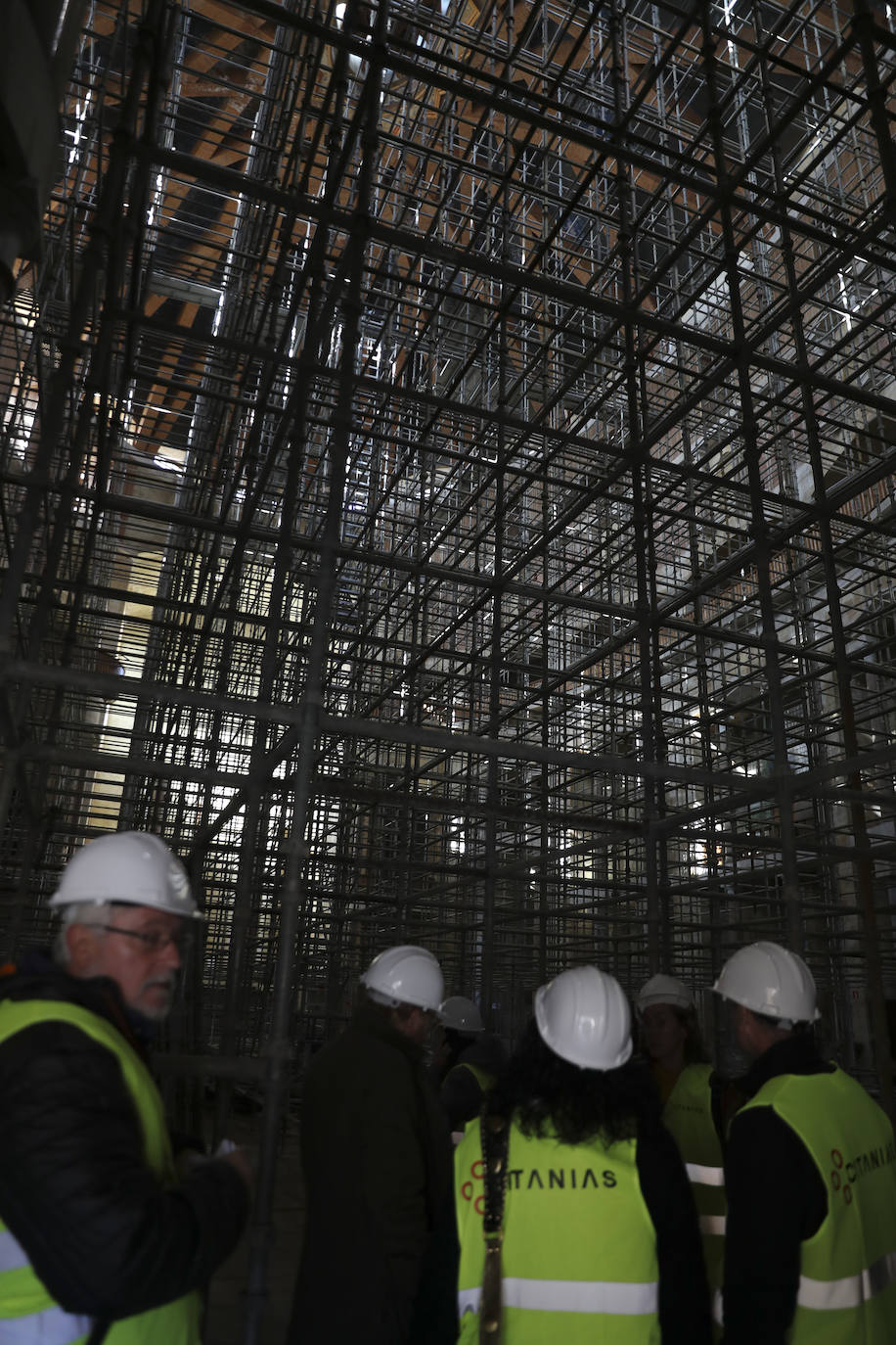 Así es la espectacular obra de la cúpula de la Laboral