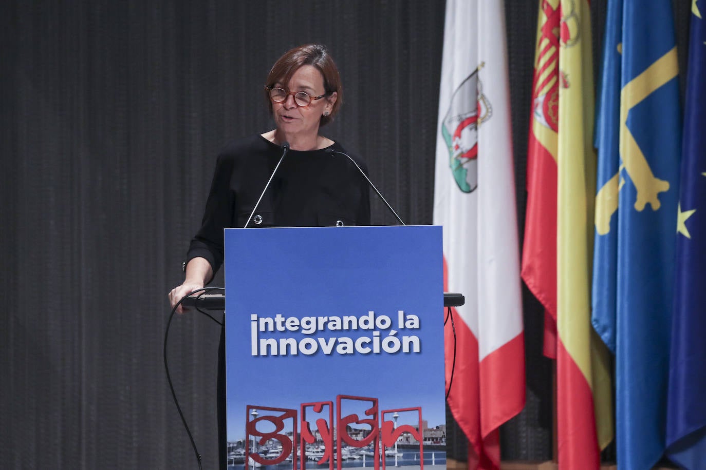 La Reina Sofía inaugura el Congreso Nacional de Alzheimer en Gijón