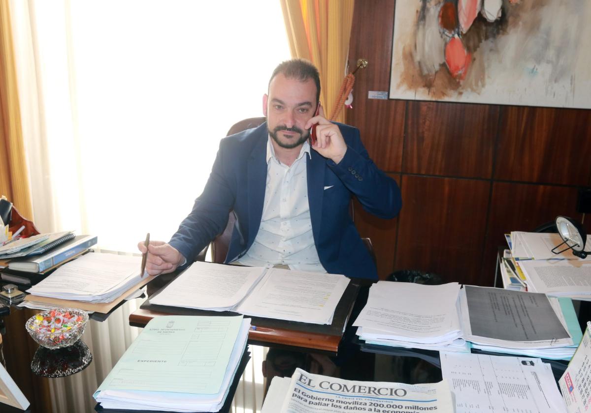 Manuel Ángel Álvarez, en el Ayuntamiento de Mieres.