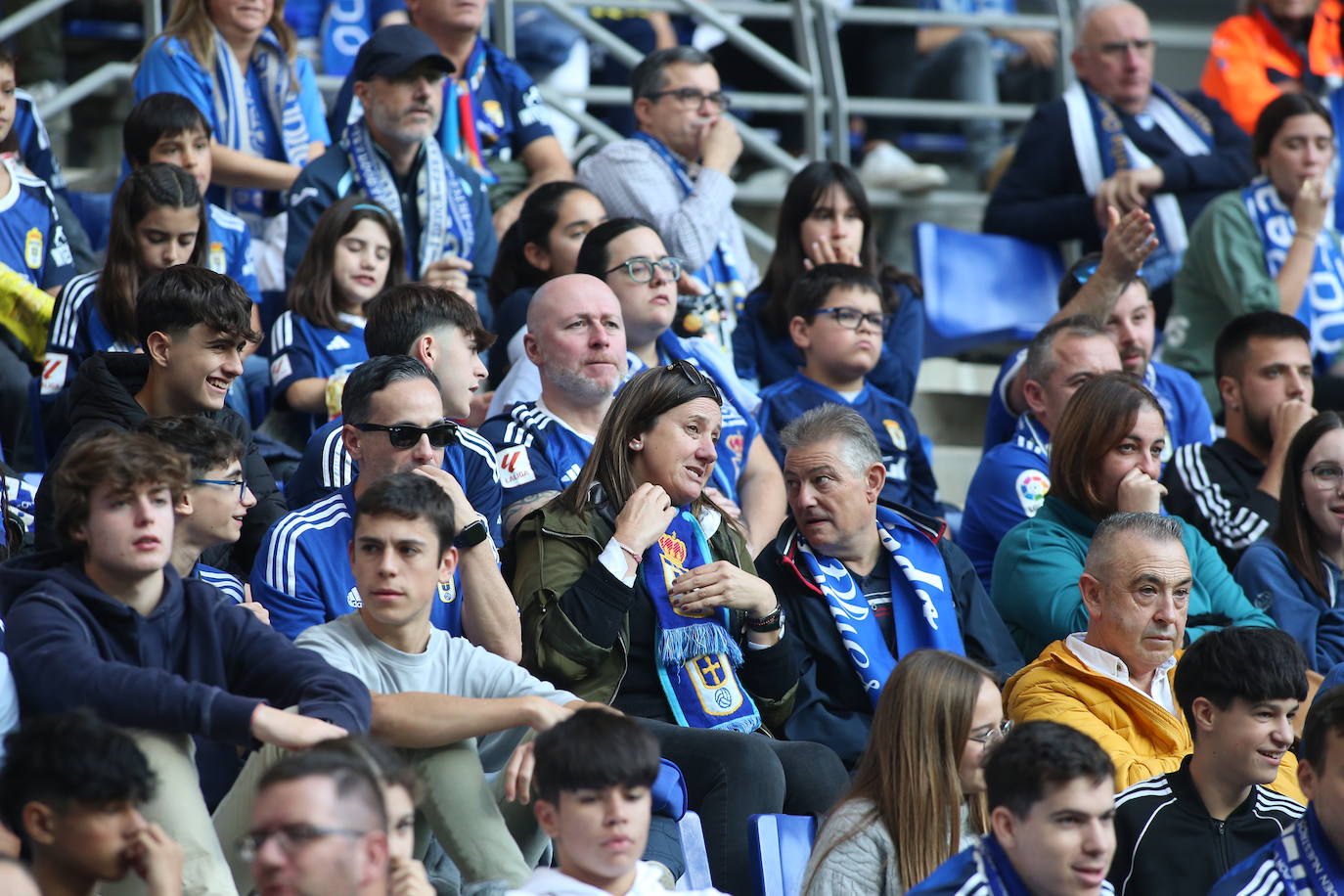 ¿Estuviste viendo el Oviedo - Eibar? ¡Búscate en las fotos del Tartiere!