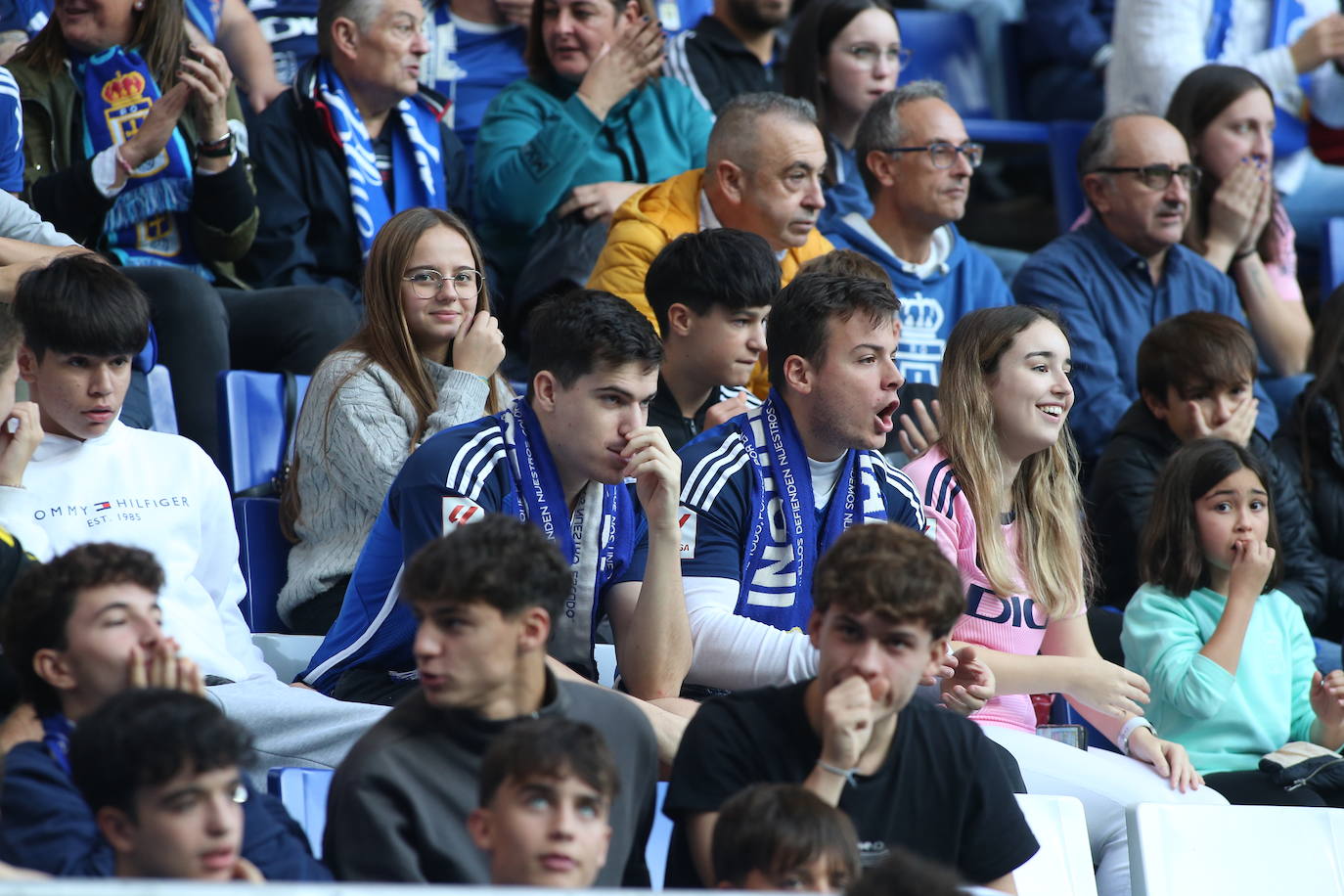 ¿Estuviste viendo el Oviedo - Eibar? ¡Búscate en las fotos del Tartiere!