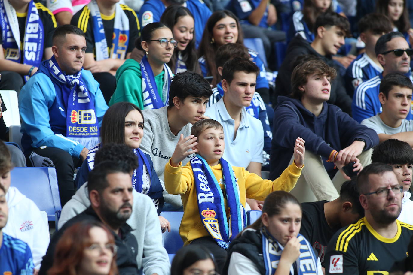 ¿Estuviste viendo el Oviedo - Eibar? ¡Búscate en las fotos del Tartiere!