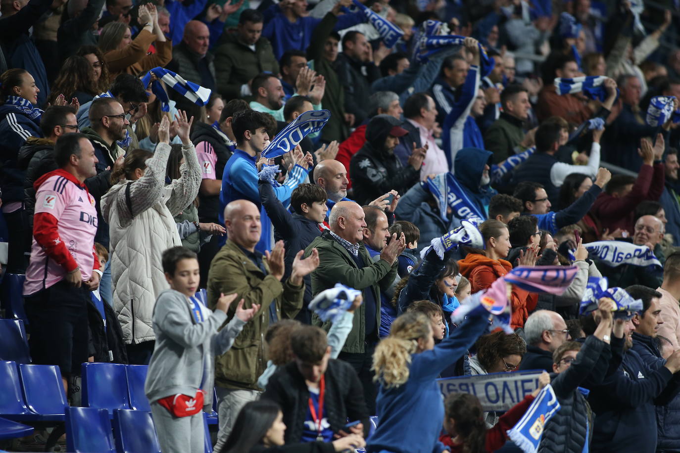 ¿Estuviste viendo el Oviedo - Eibar? ¡Búscate en las fotos del Tartiere!