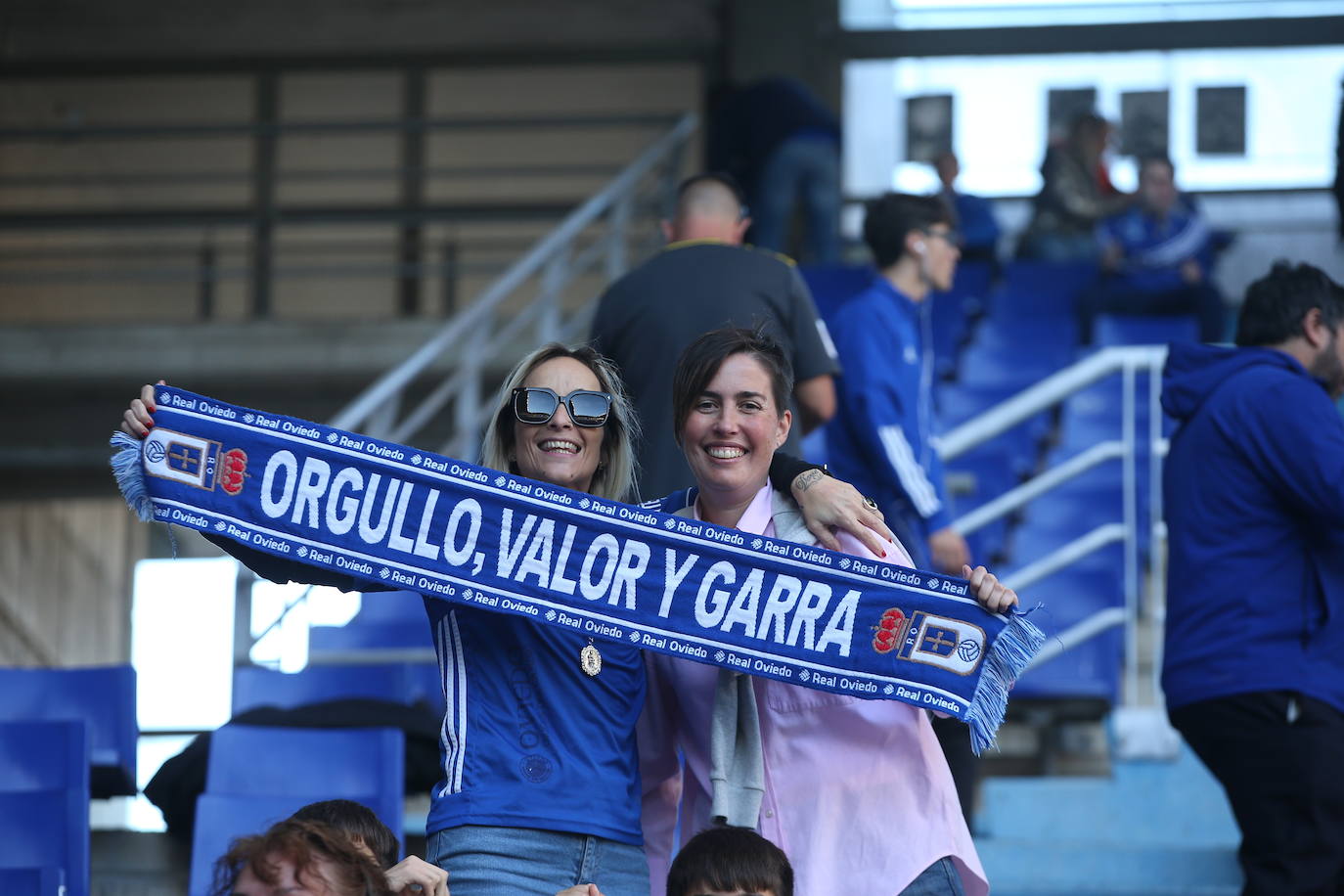 ¿Estuviste viendo el Oviedo - Eibar? ¡Búscate en las fotos del Tartiere!