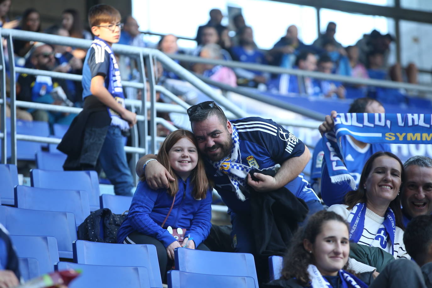 ¿Estuviste viendo el Oviedo - Eibar? ¡Búscate en las fotos del Tartiere!