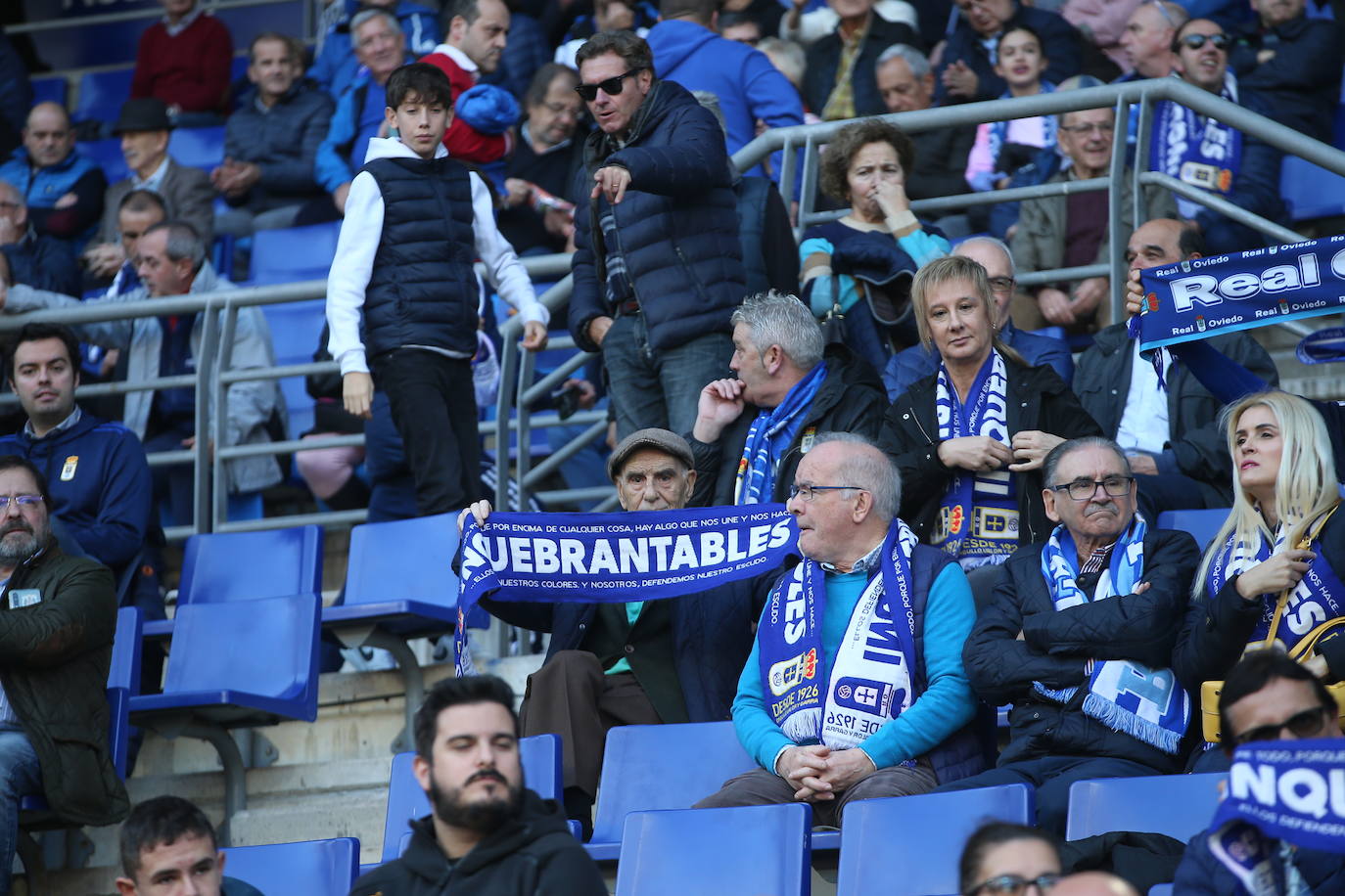 ¿Estuviste viendo el Oviedo - Eibar? ¡Búscate en las fotos del Tartiere!