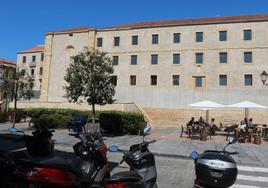 Edificio de Tabacalera en Gijón.