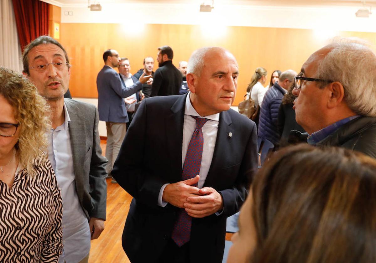 Gerardo Martínez, nuevo presidente del Centro Asturiano tras ser descartada la candidatura de Lisardo Hernández