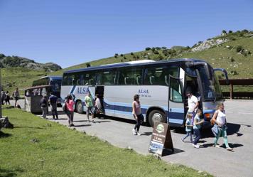 Billetes de bus comprados con antelación para poder ir a Los Lagos del 2 al 10 de diciembre