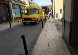 Obras en la calle Valdés Pumarino.