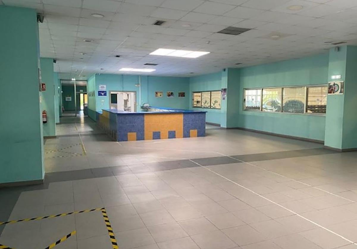 Local sin actividad en el Complejo Deportivo Avilés de El Quirinal.