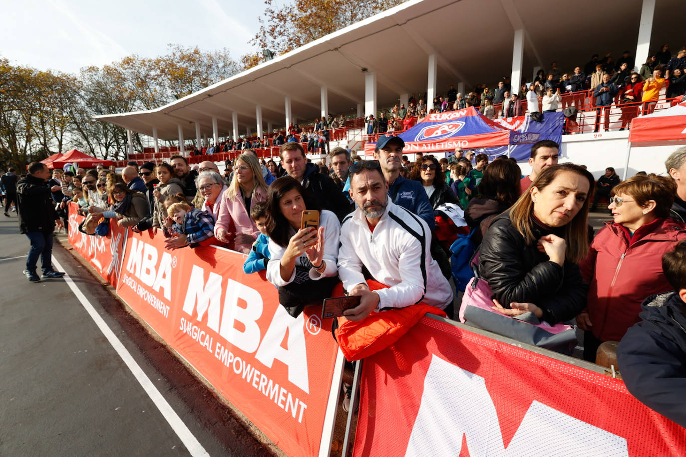 Más de 500 niños llenan el Cross Villa de Gijón