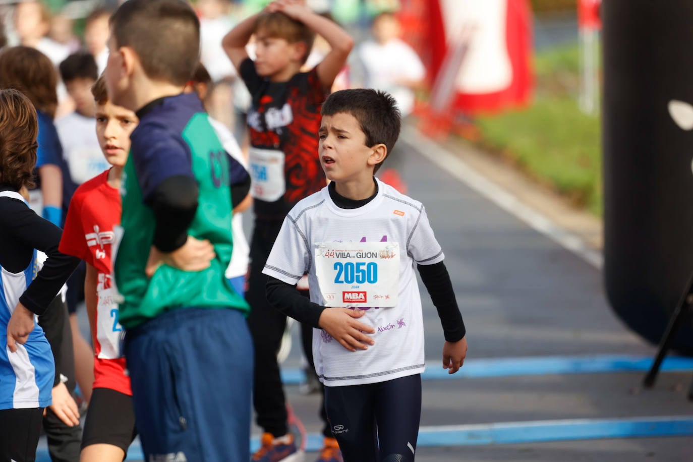 Más de 500 niños llenan el Cross Villa de Gijón