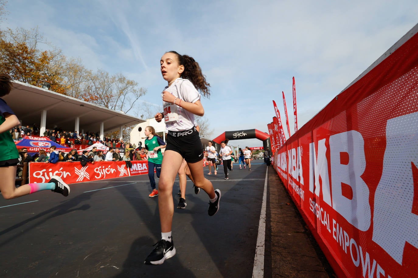 Más de 500 niños llenan el Cross Villa de Gijón