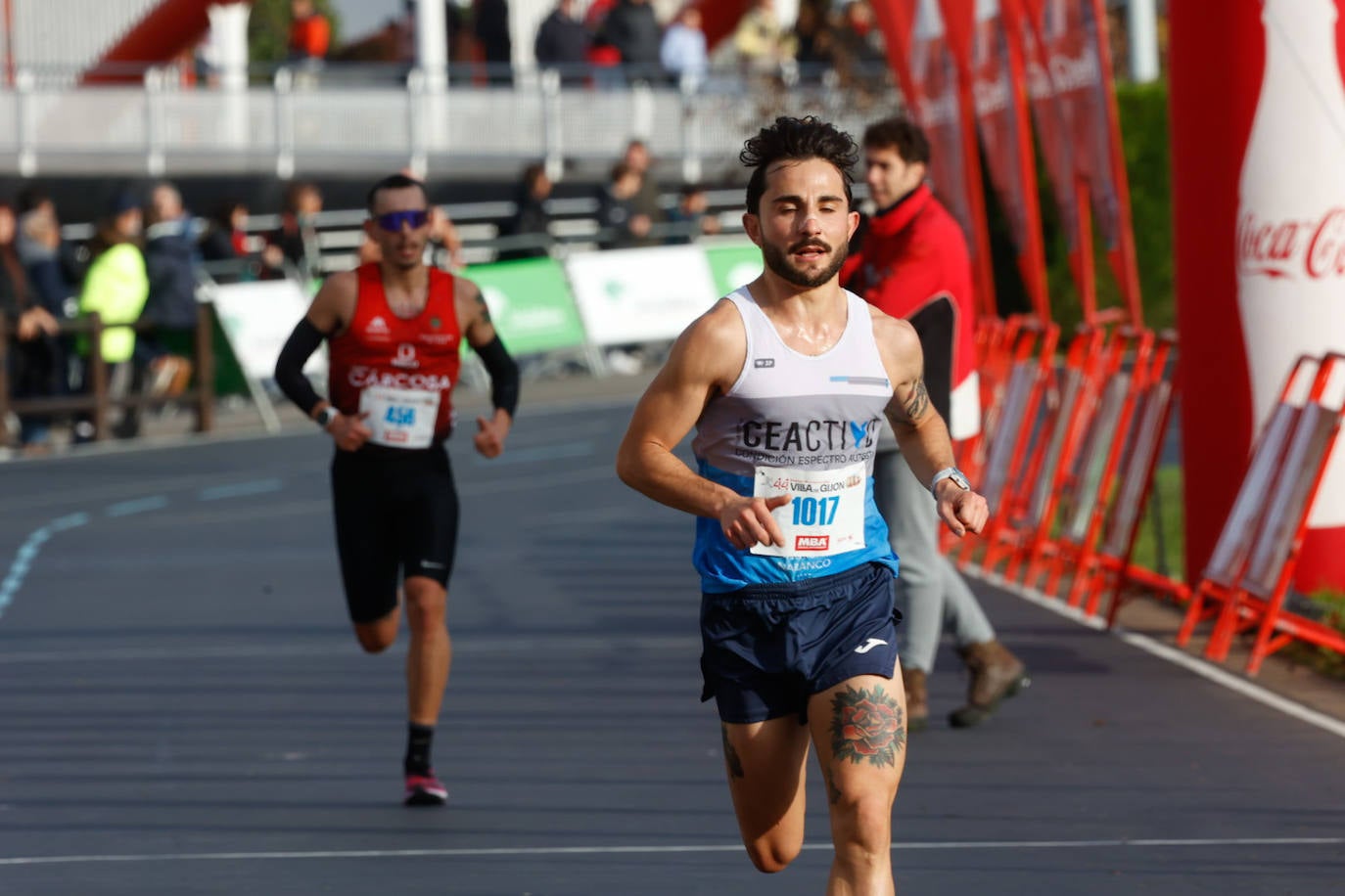 Más de 1.000 corredores se dan cita en el Cross Villa de Gijón