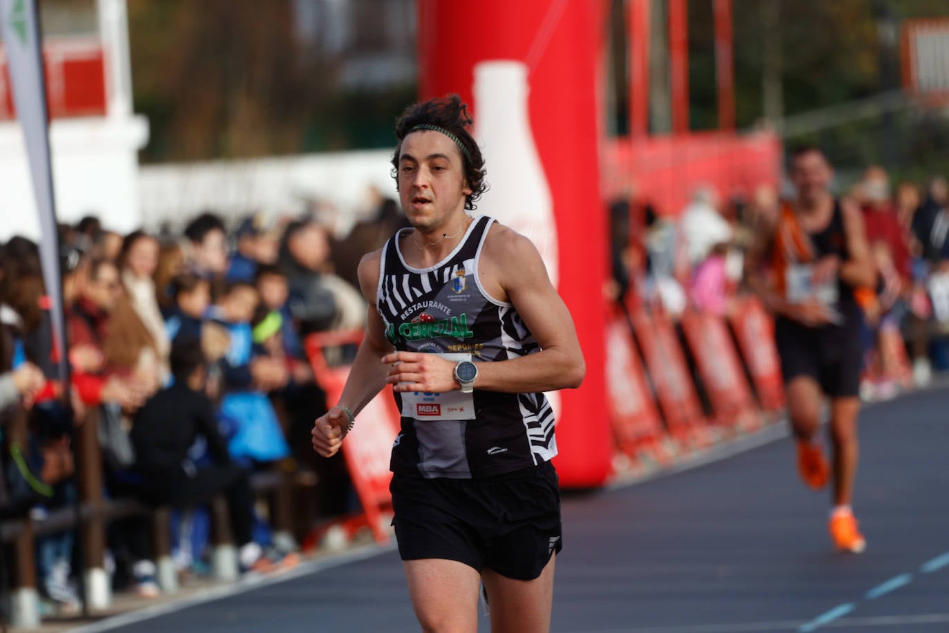 Más de 1.000 corredores se dan cita en el Cross Villa de Gijón