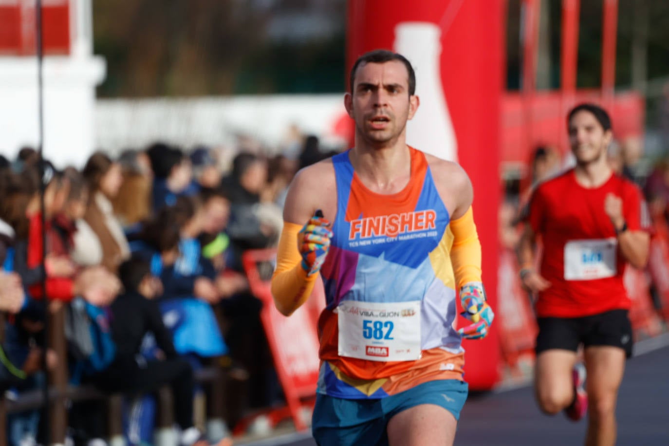 Más de 1.000 corredores se dan cita en el Cross Villa de Gijón