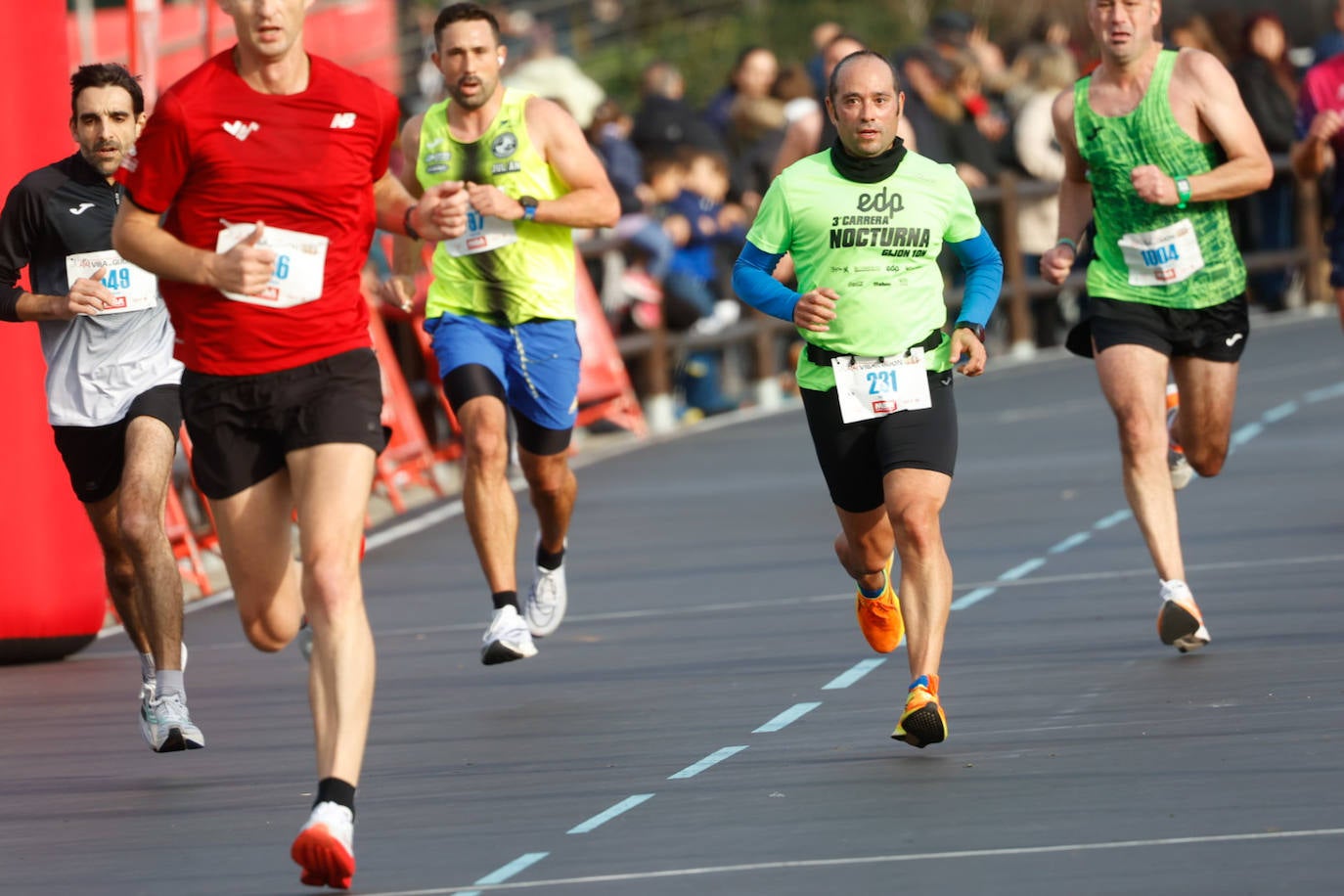 Más de 1.000 corredores se dan cita en el Cross Villa de Gijón