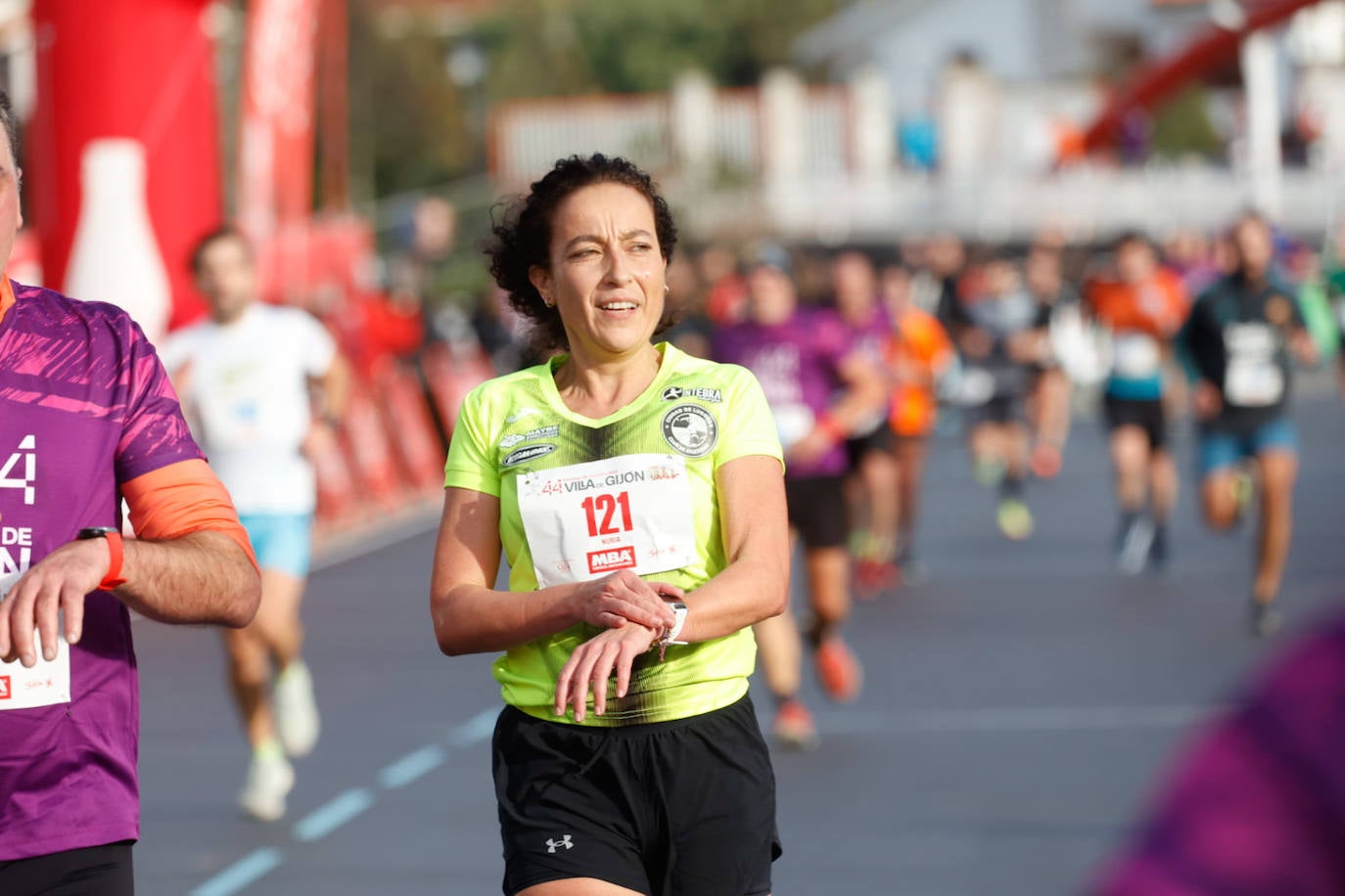 Más de 1.000 corredores se dan cita en el Cross Villa de Gijón