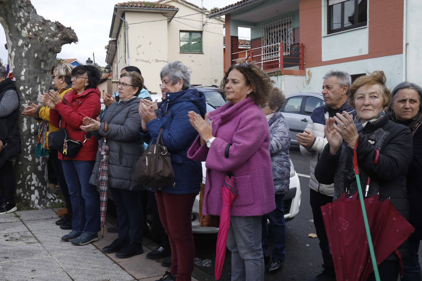 Imagen secundaria 1 - Las mariposas trazan el camino al recuerdo de Amets y Sara