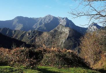 Un circuito por el valle del río Raigoso