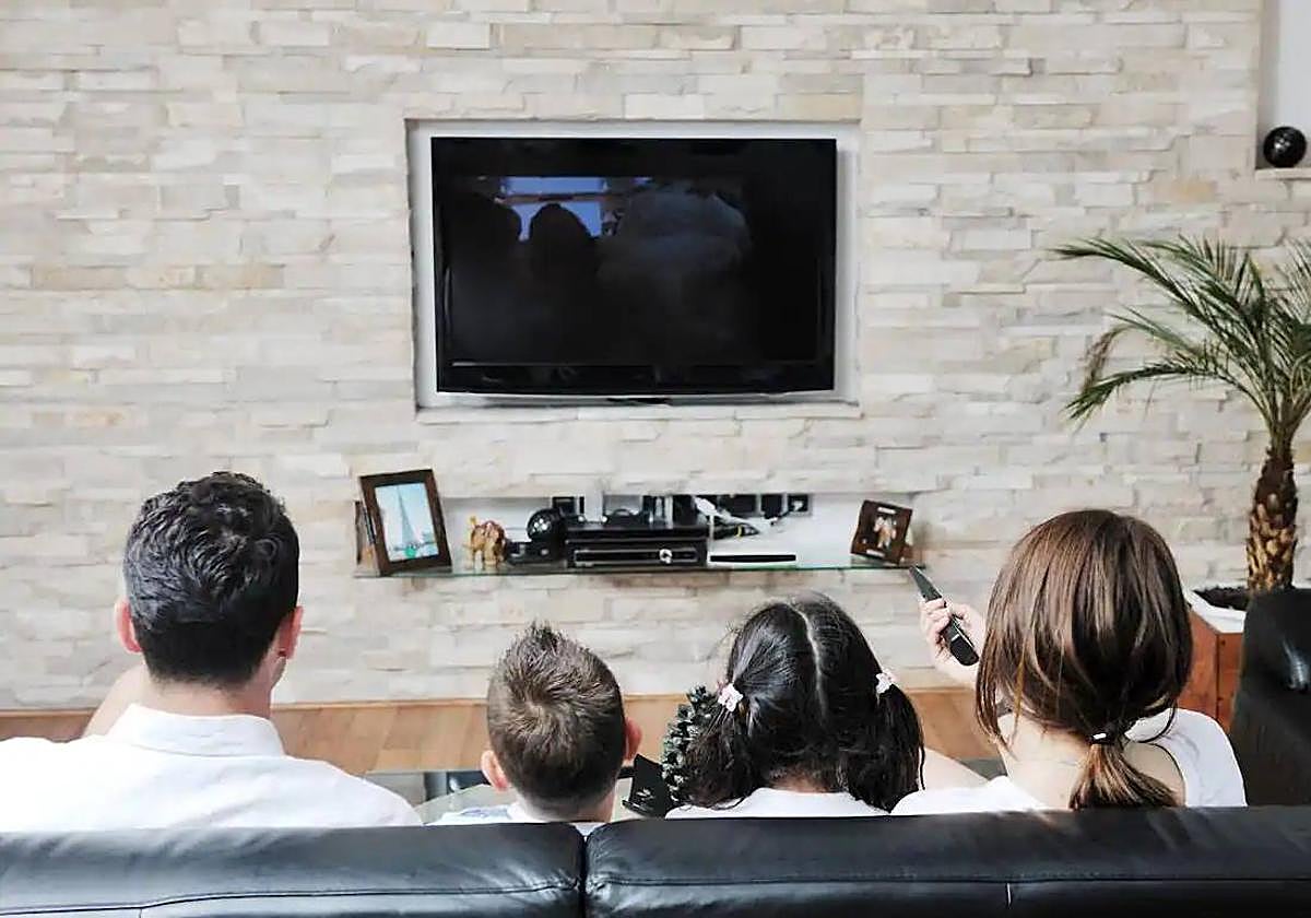 Los asturianos, los que más ven la televisión de España