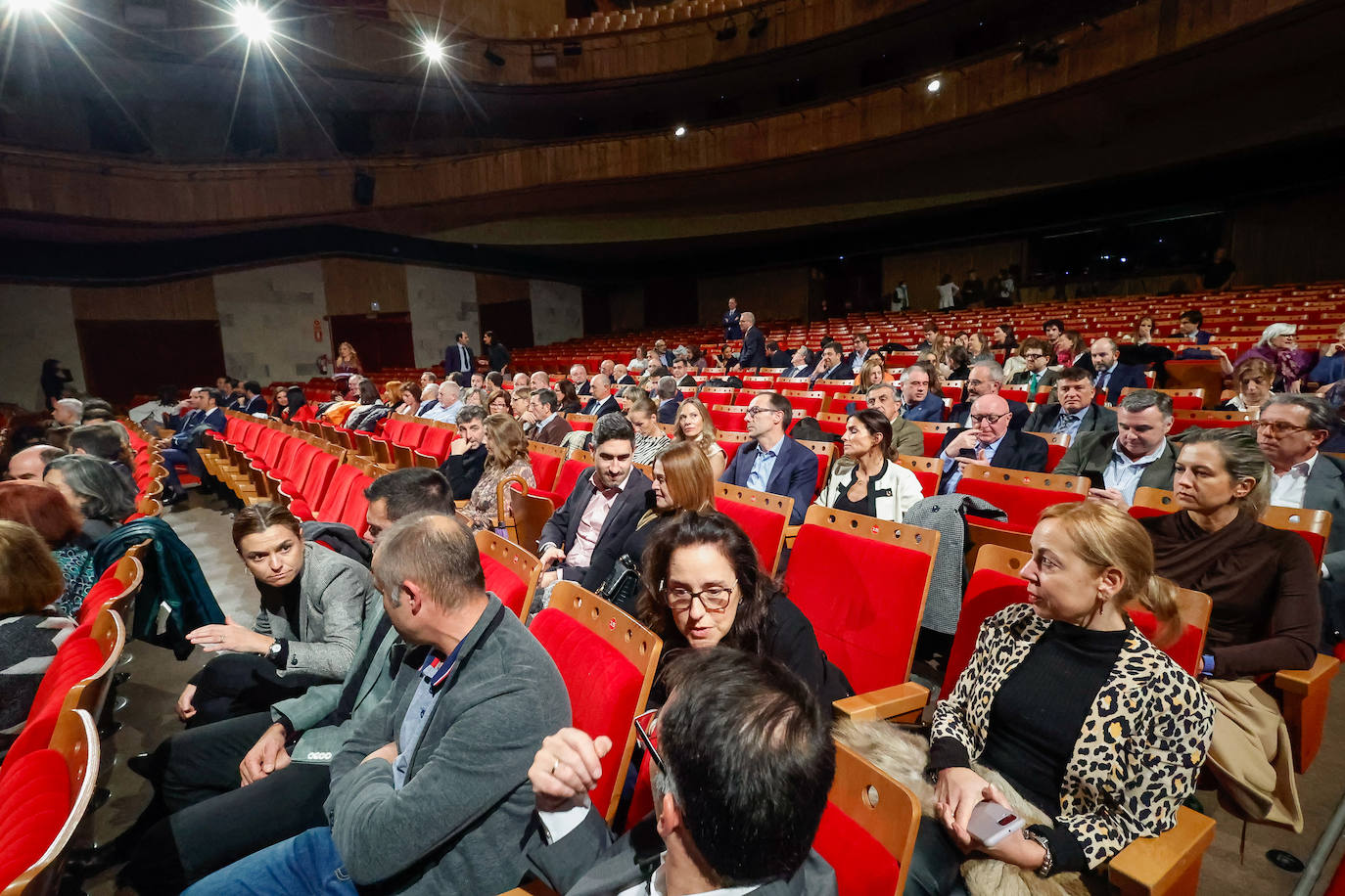 Fade distingue a representantes del mundo empresarial asturiano