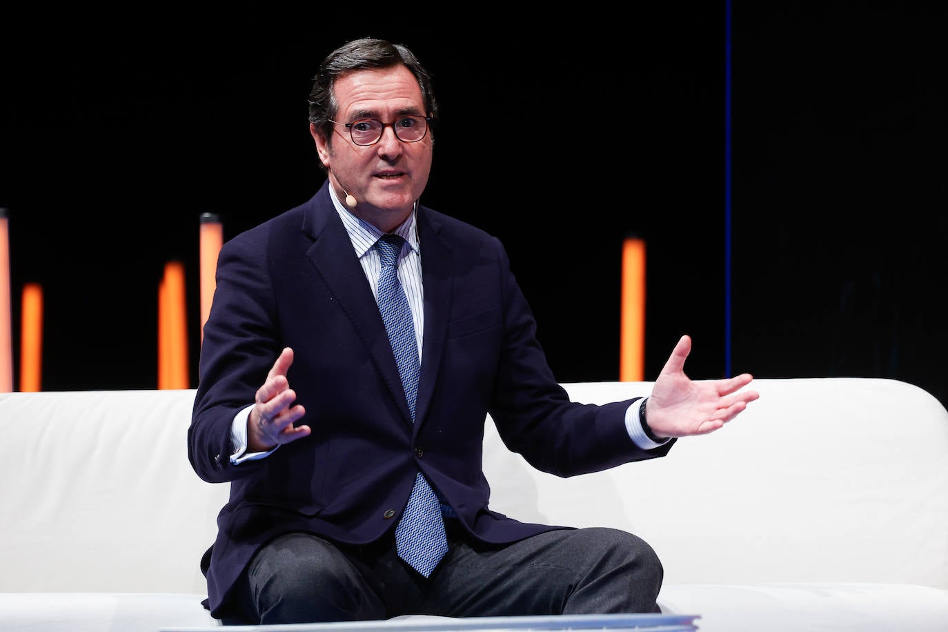 Fade distingue a representantes del mundo empresarial asturiano