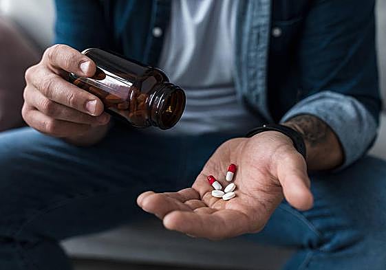 Sanidad avisa de los riesgos de fármacos de venta libre para el resfriado