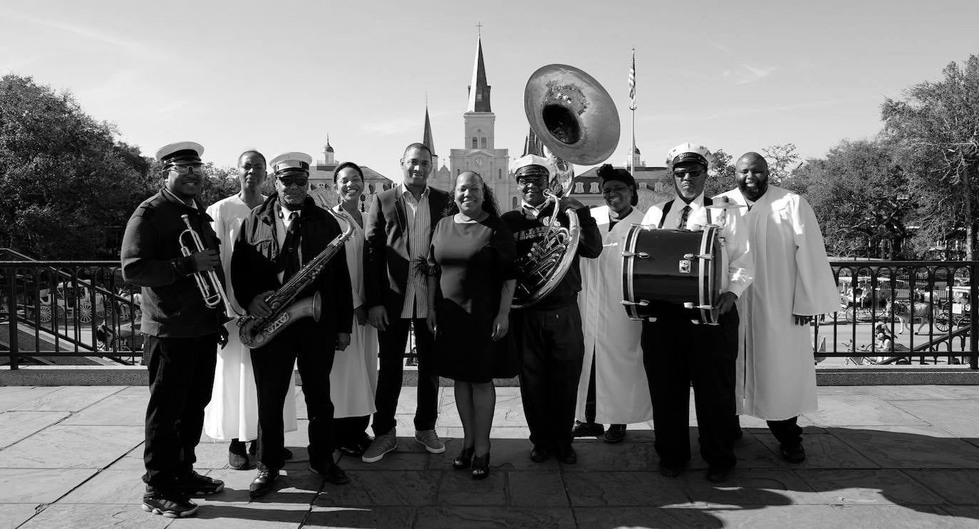 Imagen secundaria 1 - A la derecha, New Orleans Gospel Stars, quienes interpretarán 'The streets of New Orleans'. A la izquierda, Joshua Nelson, que traerá 'The soul of gospel'. 