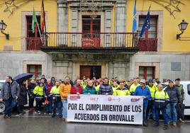 Concentración de los trabajadores de Orovalle