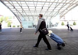 Qué días abren los supermercados y centros comerciales en Asturias el puente de la Constitución