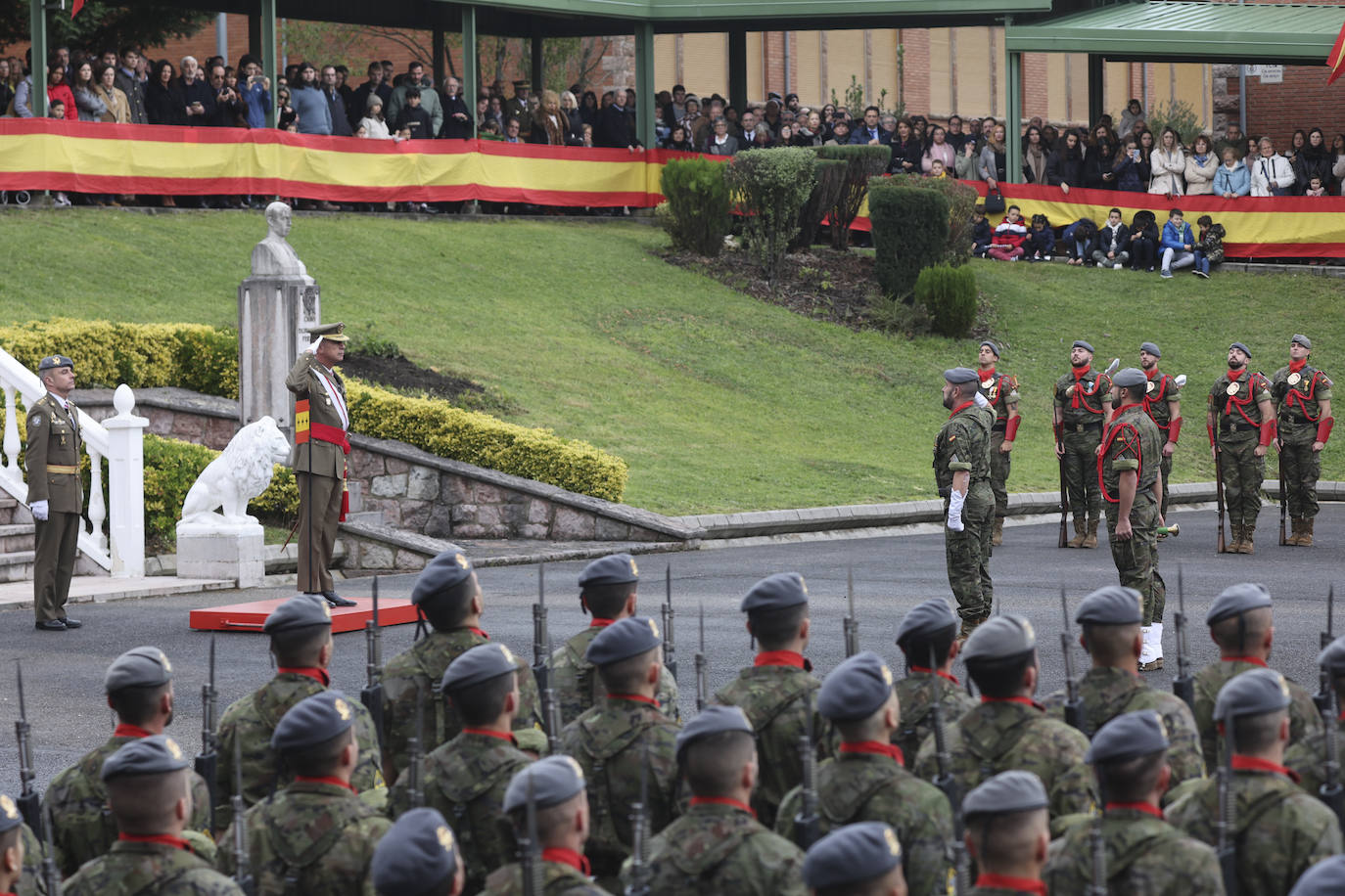 Cabo Noval celebra la Inmaculada, patrona de Infantería