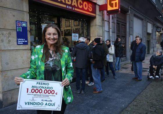 Rosa, del estanco de la suerte, esta mañana.